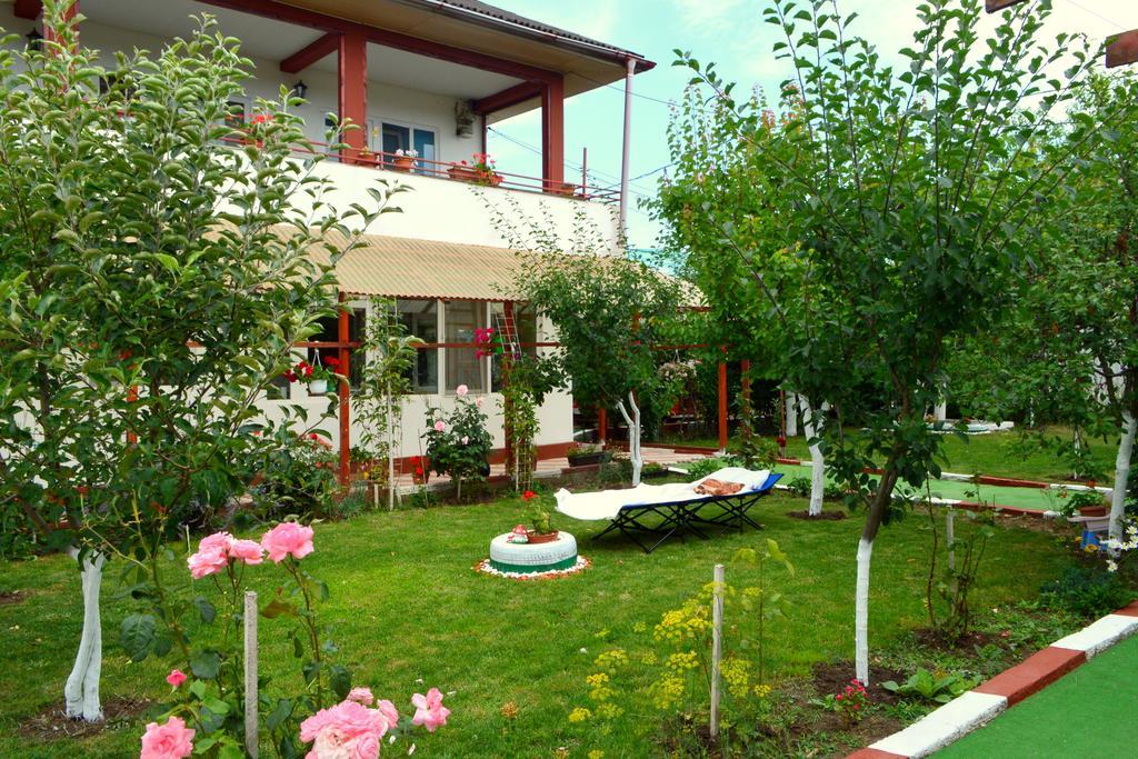 Hotel Casa Gia Costinesti Exterior foto